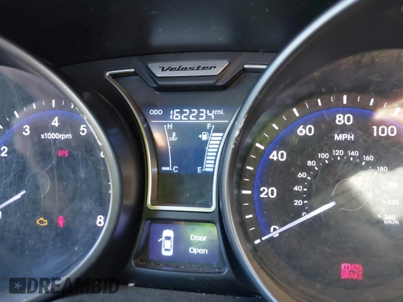2013 Hyundai Veloster Turbo with VIN KMHTC6AE3DU135145, listed as a IAAI auction lot 41767388 with 162,234 mi miles and . Bid and sale history available at DreamBid. Image 7.