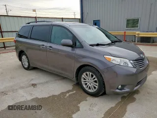 2016 Toyota Sienna XLE with VIN 5TDYK3DC9GS743458, listed as a Copart auction lot 60264865 with 65,272 mi miles and Salvage title. Bid and sale history available at DreamBid. Image 4.