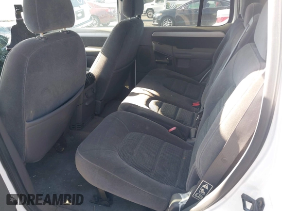 2003 Ford Explorer XLT with VIN 1FMZU63K93UC17079, listed as a IAAI auction lot 42301417 with 137,632 mi miles and . Bid and sale history available at DreamBid. Image 8.