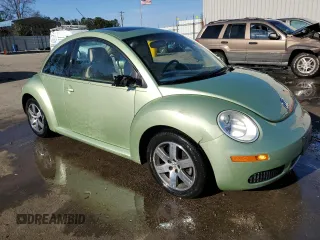 2006 Volkswagen New Beetle Coupe with VIN 3VWRW31C76M402908, listed as a Copart auction lot 87393604 with 63,197 mi miles and Salvage Title. Bid and sale history available at carsss.com. Image 4.