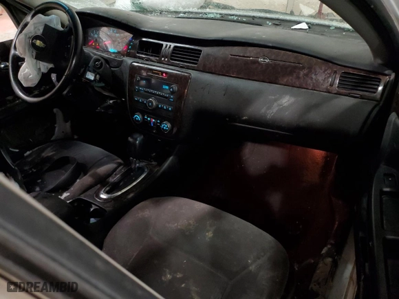 2014 Chevrolet Impala Limited LT with VIN 2G1WB5E30E1106585, listed as a Copart auction lot 46987925 with NaN miles and Salvage Title. Bid and sale history available at carsss.com. Image 8.