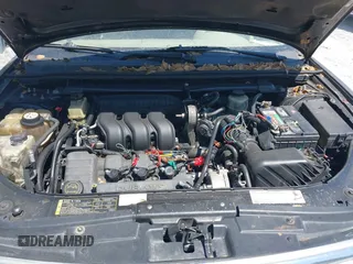 2006 Ford Five Hundred Limited with VIN 1FAFP25106G105436, listed as a IAAI auction lot 42039250 with 238,072 mi miles. Bid and sale history available at carsss.com. Image 10.