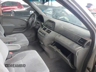 2009 Honda Odyssey LX with VIN 5FNRL38289B049418, listed as a IAAI auction lot 41777253 with 151,512 mi miles and . Bid and sale history available at DreamBid. Image 5.