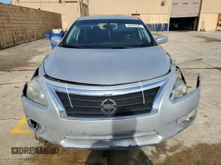 2014 Nissan Altima SV with VIN 1N4AL3AP4EC183357, listed as a Copart auction lot 56370165 with 260,743 mi miles and Salvage Title. Bid and sale history available at DreamBid. Image 5.