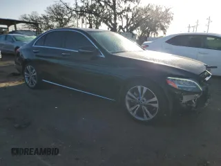 2019 Mercedes-Benz C 300 with VIN 55SWF8DB2KU286990, listed as a Copart auction lot 78769374 with 83,101 mi miles and Salvage title. Bid and sale history available at DreamBid. Image 4.