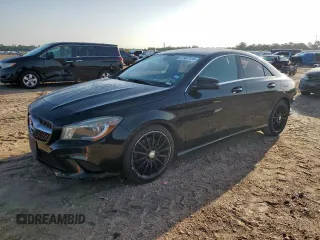 2014 Mercedes-Benz CLA 250 z VIN WDDSJ4EB5EN147700, wystawiony jako Copart lot #57957115 z przebiegiem 135 229 mil mil oraz Szkoda całkowita • Salvage title. Historia ofert i sprzedaży dostępna na DreamBid. Obrazek 1.