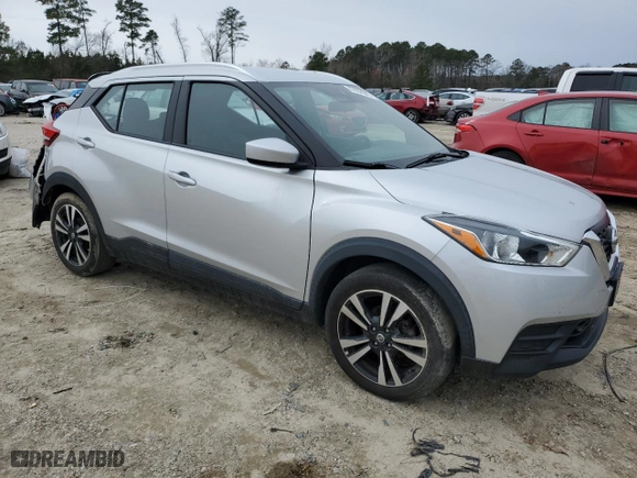 2020 Nissan Kicks SV with VIN 3N1CP5CV7LL528299, listed as a Copart auction lot 47652945 with 97,603 mi miles and Salvage Title. Bid and sale history available at carsss.com. Image 4.