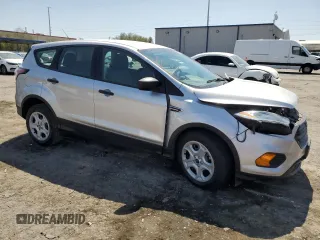 2017 Ford Escape S z VIN 1FMCU0F73HUD06275, wystawiony jako Copart lot #62875465 z przebiegiem 56 780 mil mil oraz Szkoda całkowita • Salvage title. Historia ofert i sprzedaży dostępna na DreamBid. Obrazek 4.