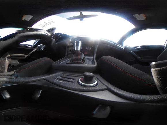 2017 Volkswagen GTI S z VIN 3VW447AU3HM041888, wystawiony jako IAAI lot #41828186 z przebiegiem 53 307 mil mil oraz . Historia ofert i sprzedaży dostępna na DreamBid. Obrazek 18.