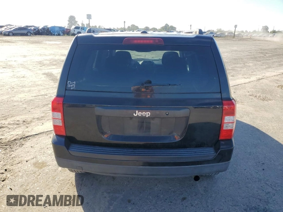 2016 Jeep Patriot Sport z VIN 1C4NJPBB0GD711842, wystawiony jako Copart lot #52802165 z przebiegiem 105 273 mil mil oraz Szkoda całkowita • Salvage title. Historia ofert i sprzedaży dostępna na DreamBid. Obrazek 6.