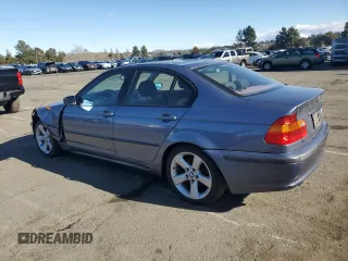 2005 BMW 3 Series 325i with VIN WBAET37435NH06848, listed as a Copart auction lot 44461725 with 91,042 mi miles and Salvage Title. Bid and sale history available at carsss.com. Image 2.