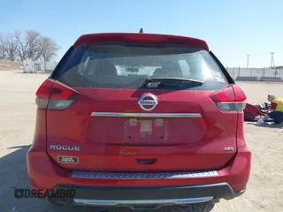 2017 Nissan Rogue SV with VIN JN8AT2MVXHW255006, listed as a IAAI auction lot 41788317 with 83,928 mi miles. Bid and sale history available at carsss.com. Image 17.
