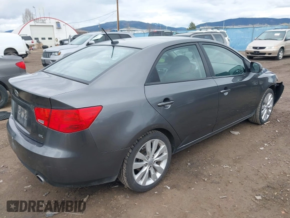 2013 Kia Forte SX с VIN KNAFW4A39D5733596, выставлен на аукционе IAAI как лот 41901921 с пробегом 185 164 миль миль и . История ставок и продаж доступна на DreamBid. Изображение 4.