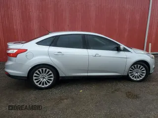 2012 Ford Focus Titanium с VIN 1FAHP3J27CL380382, выставлен на аукционе Copart как лот 54544105 с пробегом 222 775 миль миль и Чистый • Clean title. История ставок и продаж доступна на DreamBid. Изображение 3.