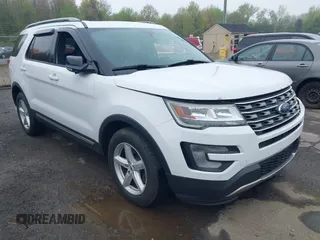 2017 Ford Explorer XLT z VIN 1FM5K8DH9HGC16572, wystawiony jako IAAI lot #42162739 z przebiegiem 106 501 mil mil oraz . Historia ofert i sprzedaży dostępna na DreamBid. Obrazek 1.