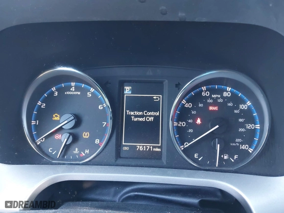 2016 Toyota RAV4 XLE with VIN 2T3WFREV0GW266691, listed as a IAAI auction lot 41804023 with 77,000 mi miles. Bid and sale history available at carsss.com. Image 7.