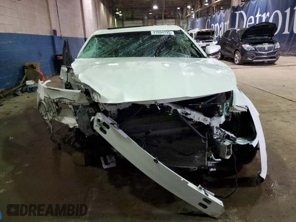2017 Cadillac CTS Luxury AWD with VIN 1G6AX5SS7H0174142, listed as a Copart auction lot 47094795 with Not Provided miles and Salvage Title. Bid and sale history available at DreamBid. Image 5.