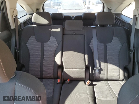 2022 Kia Sorento LX z VIN 5XYRGDLC3NG159872, wystawiony jako Copart lot #47370805 z przebiegiem 21 328 mil mil oraz Szkoda całkowita • Salvage title. Historia ofert i sprzedaży dostępna na DreamBid. Obrazek 10.