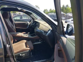 2020 BMW X5 xDrive40i with VIN 5UXCR6C06L9B16189, listed as a IAAI auction lot 42364103 with Not provided miles and . Bid and sale history available at DreamBid. Image 5.