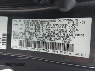 2010 Toyota Tacoma with VIN 5TENX4CN5AZ692063, listed as a IAAI auction lot 41587511 with 117,098 mi miles. Bid and sale history available at carsss.com. Image 9.