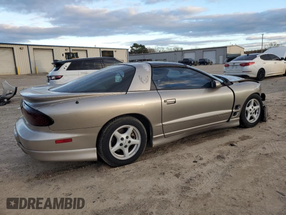 2001 Pontiac Firebird Firebird z VIN 2G2FS22K712109736, wystawiony jako Copart lot #87247004 z przebiegiem 84 965 mil mil oraz Czysty tytuł • Clean title. Historia ofert i sprzedaży dostępna na DreamBid. Obrazek 3.