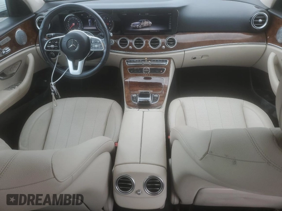 2019 Mercedes-Benz E-Class E 300 with VIN WDDZF4KBXKA545878, listed as a Copart auction lot 48755465 with 32,344 mi miles and Salvage Title. Bid and sale history available at carsss.com. Image 8.