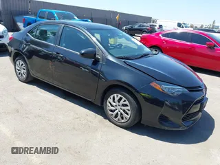 2019 Toyota Corolla L z VIN 2T1BURHE1KC230429, wystawiony jako IAAI lot #42299322 z przebiegiem 76 662 mil mil oraz . Historia ofert i sprzedaży dostępna na DreamBid. Obrazek 1.