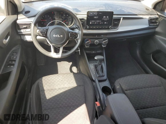 2022 Kia Rio S with VIN 3KPA24AD6NE474136, listed as a Copart auction lot 70765494 with 30,568 mi miles and Salvage Title. Bid and sale history available at DreamBid. Image 8.