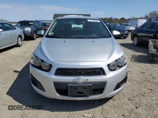 2013 Chevrolet Sonic LT with VIN 1G1JC5SG8D4160038, listed as a Copart auction lot 54182665 with 95,679 mi miles and Clean Title. Bid and sale history available at DreamBid. Image 5.