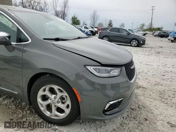 2022 Chrysler Pacifica Limited with VIN 2C4RC1GG9NR104524, listed as a Copart auction lot 54826355 with 57,709 mi miles and Salvage title. Bid and sale history available at DreamBid. Image 14.