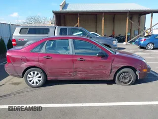 2006 Ford Focus S with VIN 1FAFP34N26W156923, listed as a IAAI auction lot 41741233 with 132,122 mi miles and . Bid and sale history available at carsss.com. Image 14.