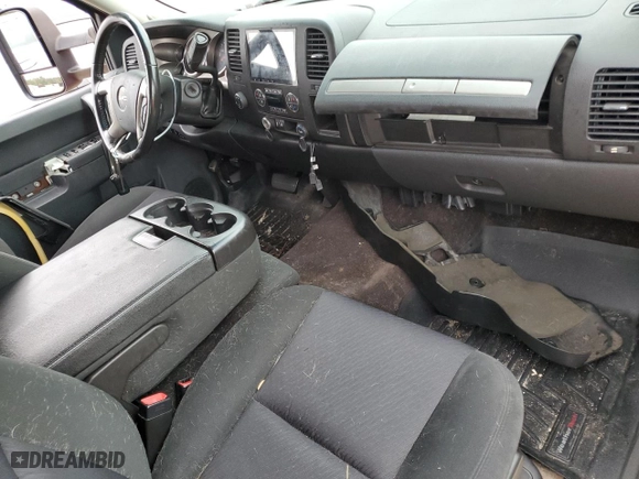 2013 GMC Sierra 2500HD SLE with VIN 1GT220C81DZ271817, listed as a Copart auction lot 74941584 with 0 mi miles and Salvage Title. Bid and sale history available at carsss.com. Image 8.