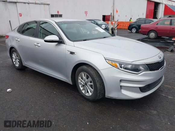 2017 Kia Optima LX with VIN KNAGT4L3XH5162197, listed as a IAAI auction lot 41754002 with 77,141 mi miles. Bid and sale history available at carsss.com. Image 1.