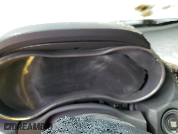 2019 Dodge Durango R/T z VIN 1C4SDJCT5KC685459, wystawiony jako Copart lot #61262265 z przebiegiem Nie podano mil oraz Szkoda całkowita • Salvage title. Historia ofert i sprzedaży dostępna na DreamBid. Obrazek 9.