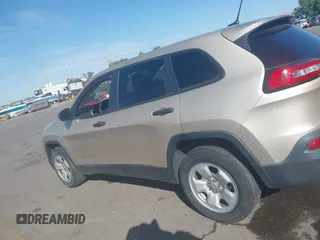 2015 Jeep Cherokee Sport с VIN 1C4PJMAB9FW520075, выставлен на аукционе IAAI как лот 42369985 с пробегом 127 788 миль миль и . История ставок и продаж доступна на DreamBid. Изображение 14.
