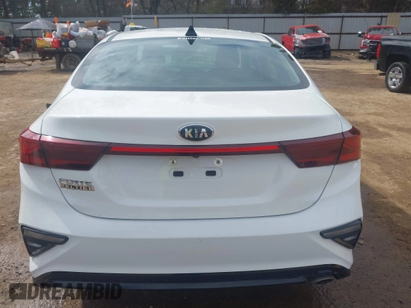 2021 Kia Forte LXS with VIN 3KPF24AD8ME309676, listed as a IAAI auction lot 41687663 with 73,104 mi miles and . Bid and sale history available at carsss.com. Image 17.