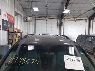 2005 Jeep Liberty Sport with VIN 1J4GL48K55W711355, listed as a IAAI auction lot 41743670 with 226,160 mi miles and . Bid and sale history available at carsss.com. Image 16.