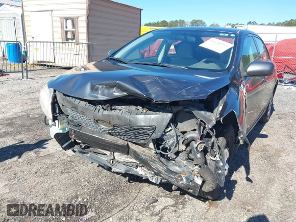2010 Toyota Corolla z VIN 1NXBU4EE9AZ382057, wystawiony jako IAAI lot #41600793 z przebiegiem 132 540 mil mil oraz . Historia ofert i sprzedaży dostępna na DreamBid. Obrazek 6.