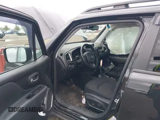 2022 Jeep Renegade Latitude with VIN ZACNJDB15NPN64189, listed as a IAAI auction lot 41909748 with 34,956 mi miles and . Bid and sale history available at DreamBid. Image 5.