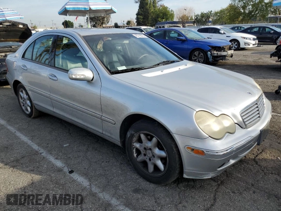 2003 Mercedes-Benz C 240 с VIN WDBRF61J43F336332, выставлен на аукционе Copart как лот 45718375 с пробегом 158 722 миль миль и Списание • Salvage title. История ставок и продаж доступна на DreamBid. Изображение 4.