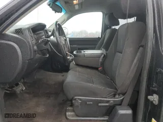2010 Chevrolet Silverado 1500 LT with VIN 1GCSKSE34AZ298230, listed as a Copart auction lot 47640145 with 190,583 mi miles and Salvage Title. Bid and sale history available at carsss.com. Image 7.