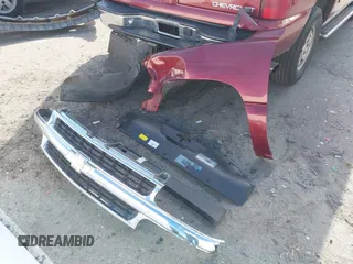 2003 Chevrolet Tahoe LT with VIN 1GNEC13Z33R261062, listed as a IAAI auction lot 41882613 with Not provided miles and . Bid and sale history available at DreamBid. Image 12.