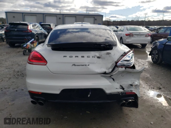 2014 Porsche Panamera z VIN WP0AA2A74EL010108, wystawiony jako Copart lot #85194254 z przebiegiem 77 568 mil mil oraz Czysty tytuł • Clean title. Historia ofert i sprzedaży dostępna na DreamBid. Obrazek 6.