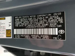 2023 Toyota Prius LE z VIN JTDADABU5P3002057, wystawiony jako Copart lot #47227675 z przebiegiem Nie podano mil oraz Szkoda całkowita • Salvage title. Historia ofert i sprzedaży dostępna na DreamBid. Obrazek 12.