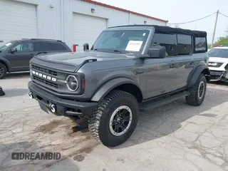 2022 Ford Bronco с VIN 1FMDE5DH1NLA75694, выставлен на аукционе IAAI как лот 42149382 с пробегом 48 834 миль миль и . История ставок и продаж доступна на DreamBid. Изображение 18.