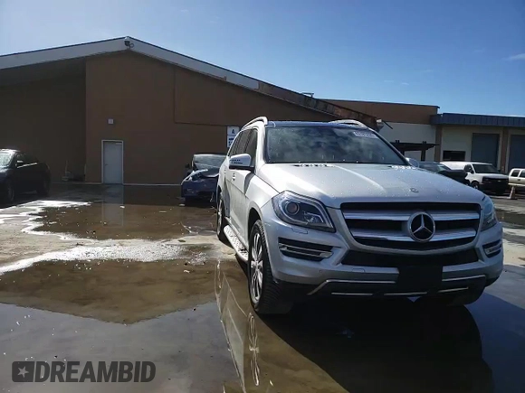 2015 Mercedes-Benz GL-Class GL 450 with VIN 4JGDF6EEXFA460305, listed as a Copart auction lot 43785293 with 58,624 mi miles. Bid and sale history available at carsss.com. Image 10.