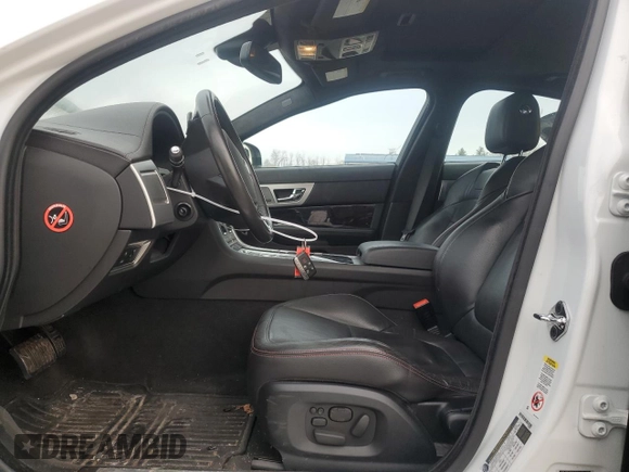 2015 Jaguar XF V6 Portfolio with VIN SAJWJ0FF3F8U56153, listed as a Copart auction lot 52743155 with 61,569 mi miles and Salvage Title. Bid and sale history available at carsss.com. Image 7.