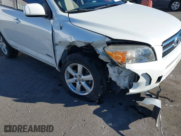 2008 Toyota RAV4 Ltd with VIN JTMZK34V685022611, listed as a IAAI auction lot 41421351 with 136,276 mi miles. Bid and sale history available at carsss.com. Image 6.