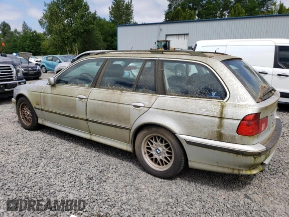 2000 BMW 5 Series 528iAt with VIN WBADP6341YBV64316, listed as a Copart auction lot 61557144 with 0 mi miles and Clean Title. Bid and sale history available at carsss.com. Image 2.