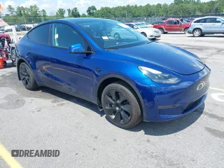 2024 Tesla Model Y z VIN 7SAYGDED5RF015208, wystawiony jako IAAI lot #42723983 z przebiegiem 10 223 mil mil oraz . Historia ofert i sprzedaży dostępna na DreamBid. Obrazek 1.